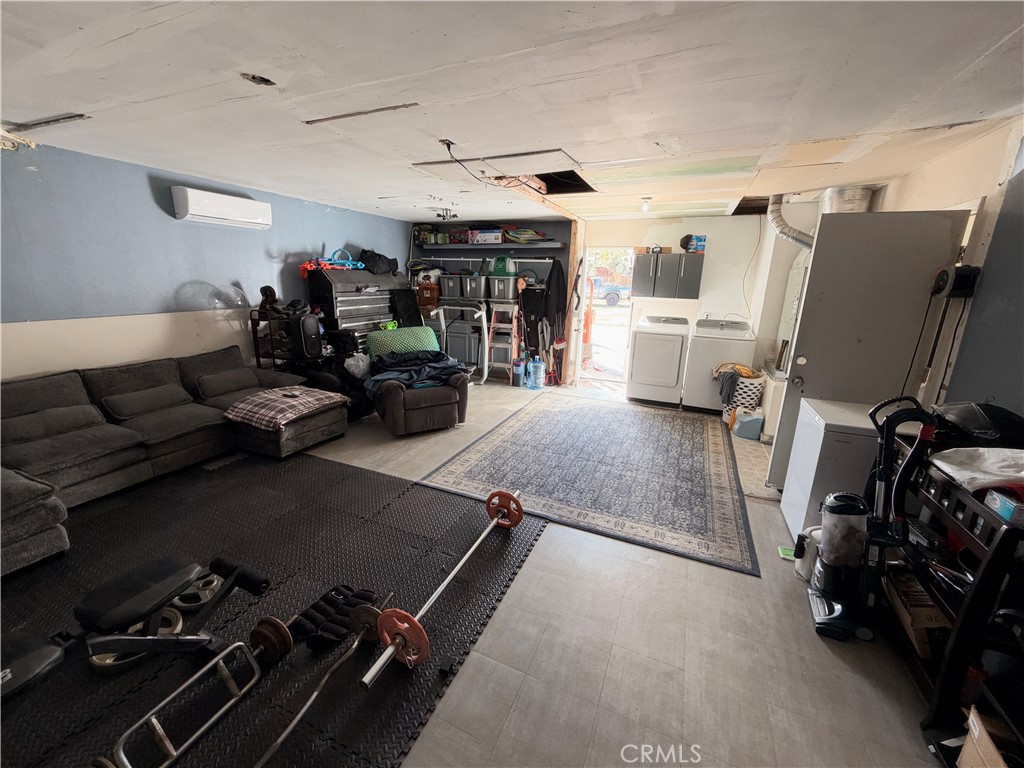 14737 Yucca Property Photo 13