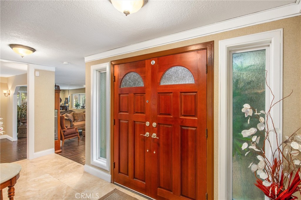 2401 Northmoor Property Photo 10