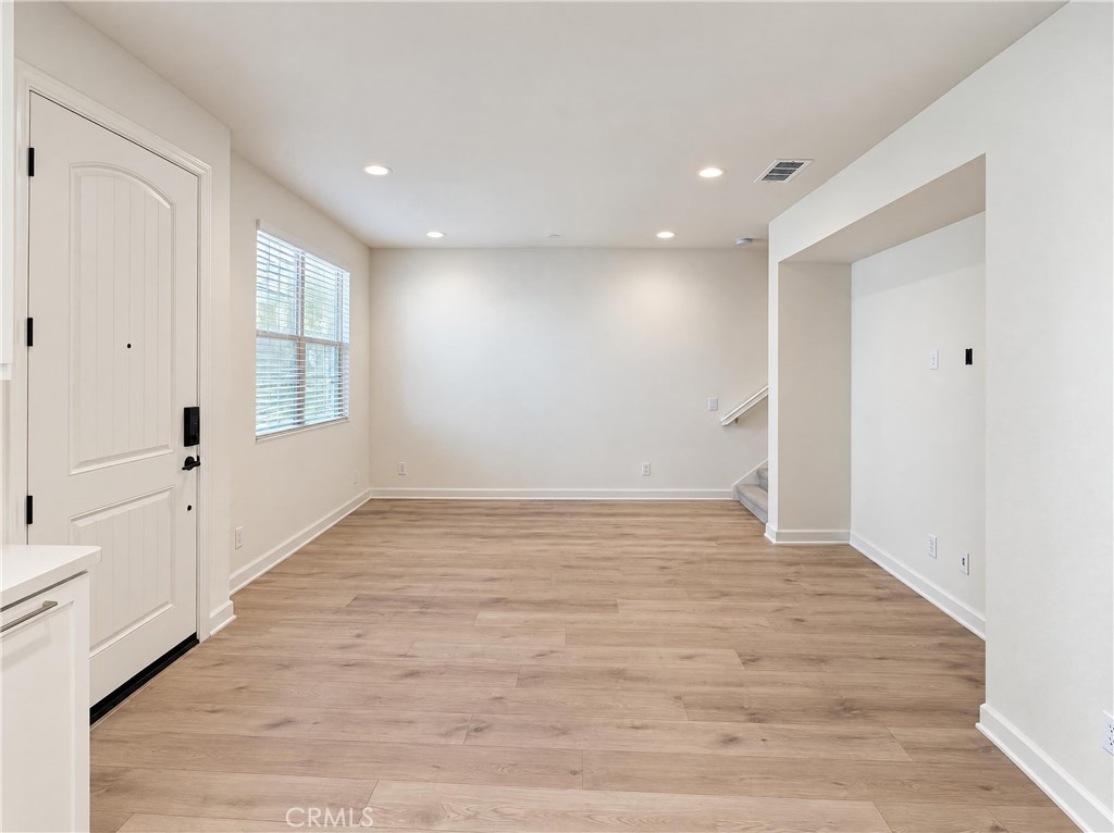 125 Lantana Property Photo 6