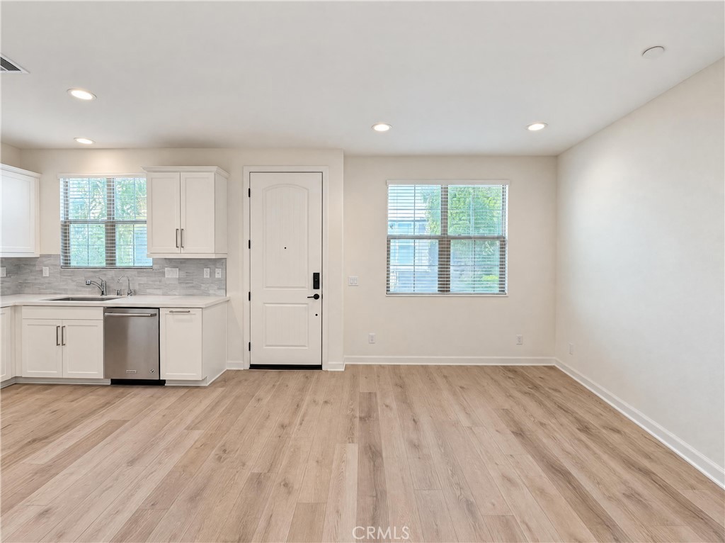 125 Lantana Property Photo 7