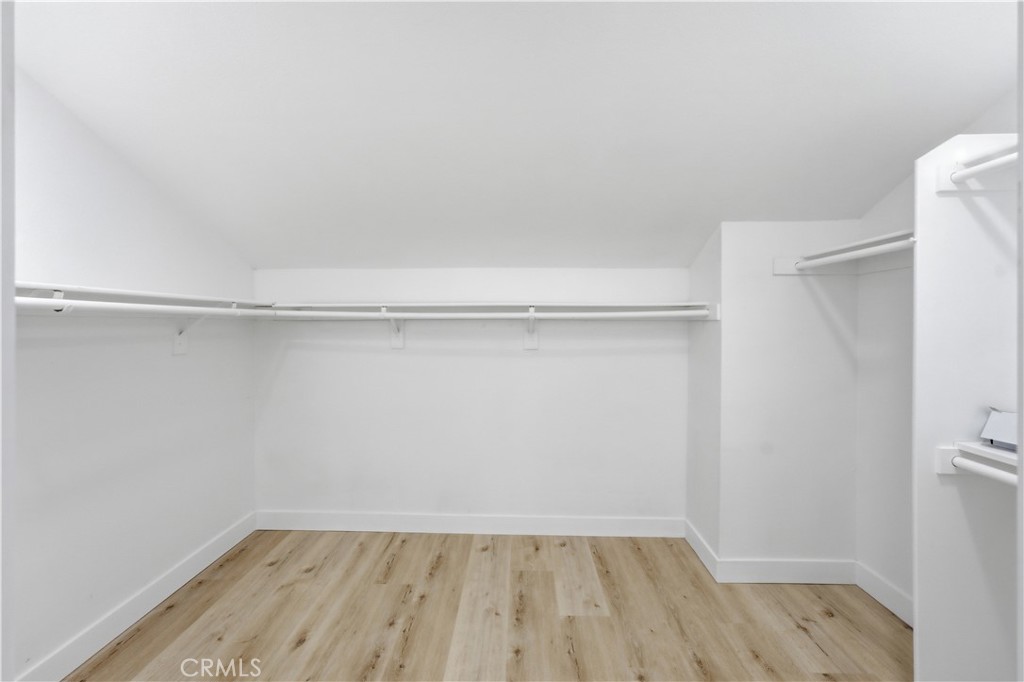 24677 Rugby Lane Property Photo 10