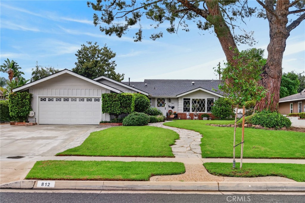 812 Alta Vista