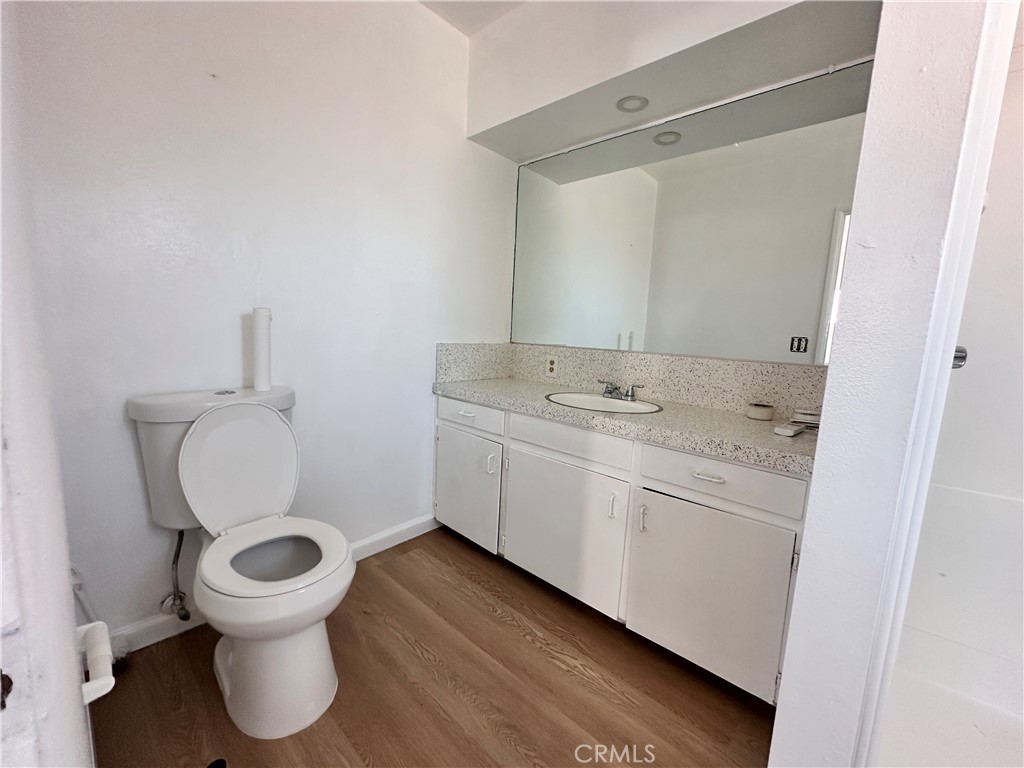 386 E Van Koevering 2 Property Photo 3