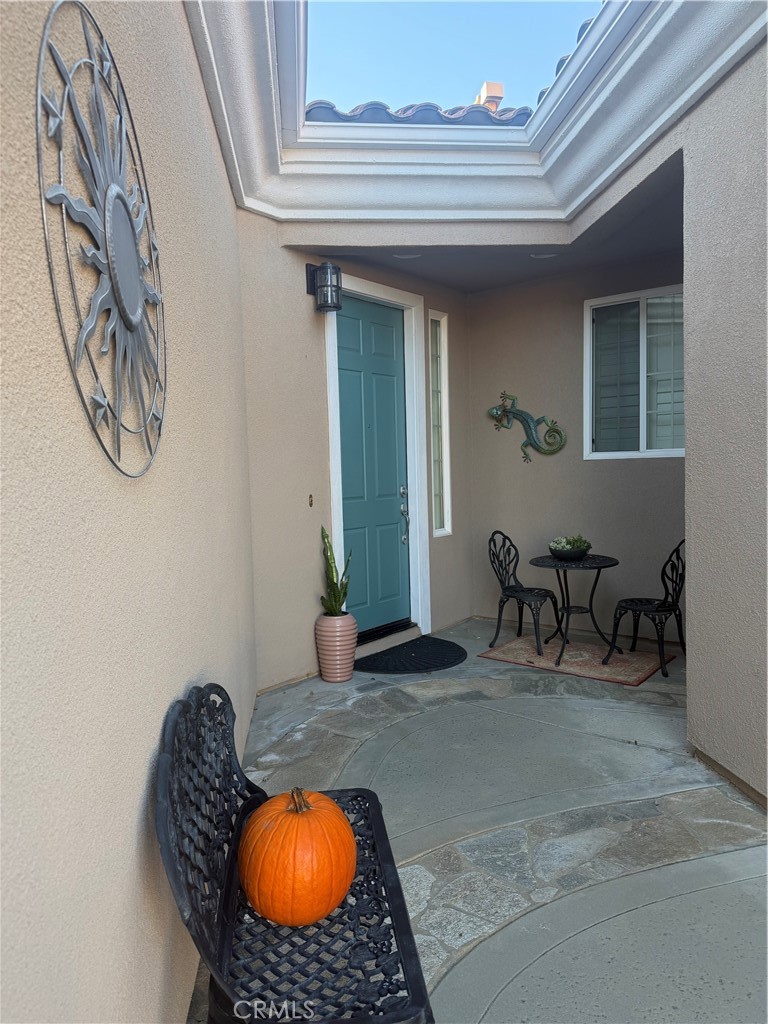 6140 Solama Way Property Photo 2