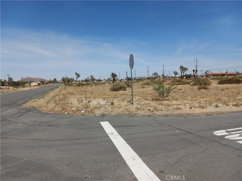 7 Twentynine Palms Property Photo 6