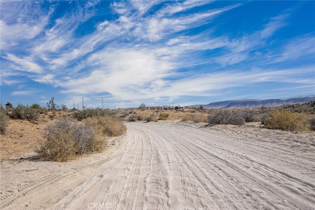 50600 Burns Canyon Road Property Photo 11