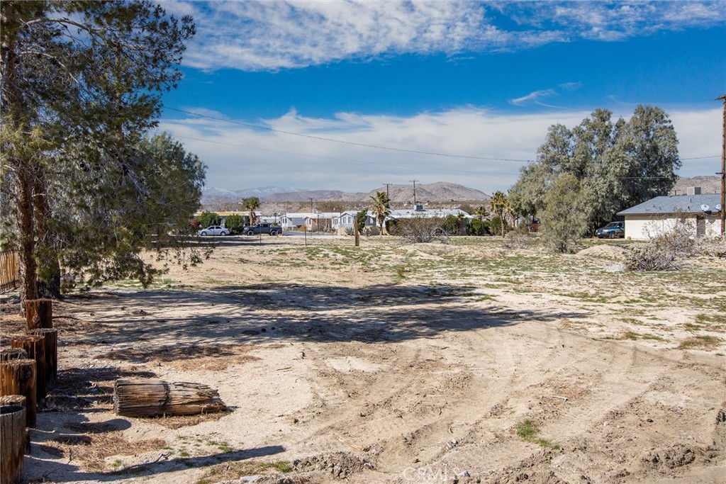 6394 Mountain View Street Property Photo 4