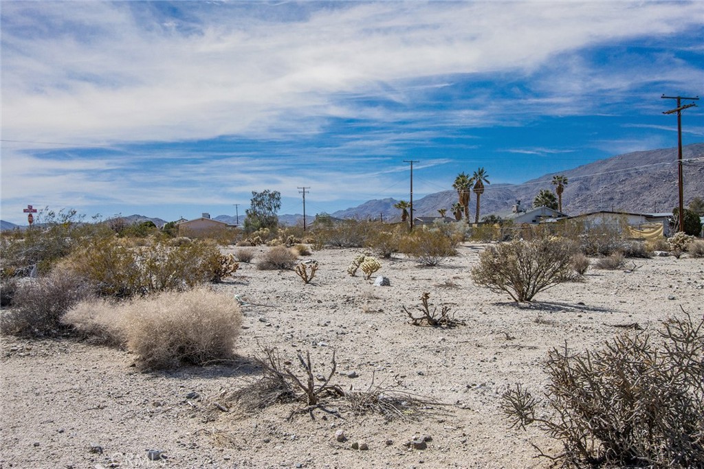 7600 Bedouin Avenue Property Photo 11