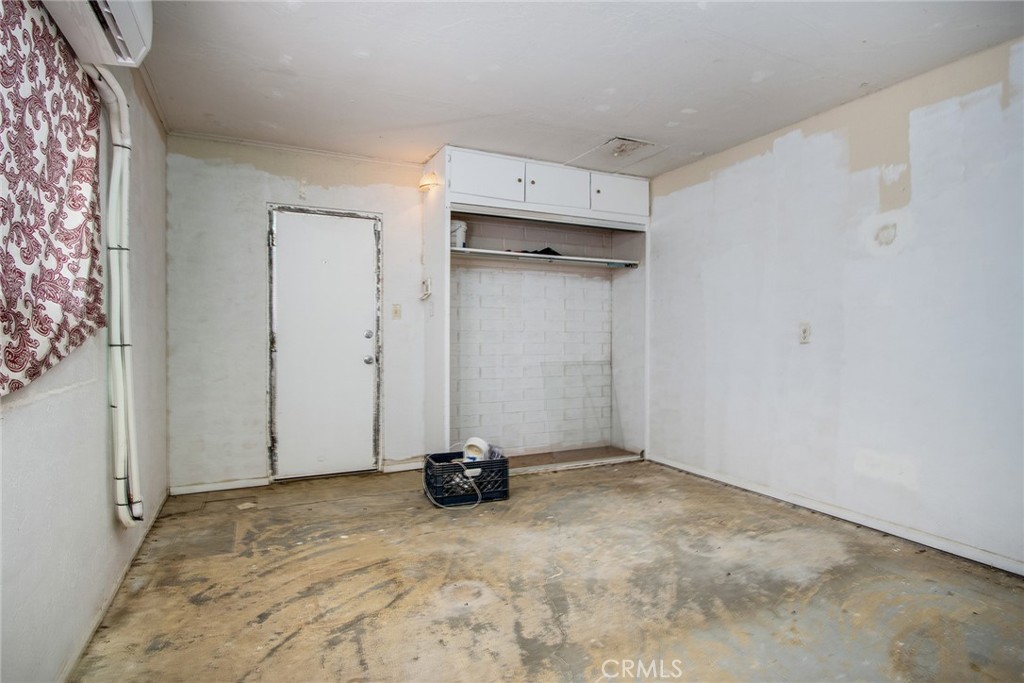 5550 Carlsbad Avenue Property Photo 35