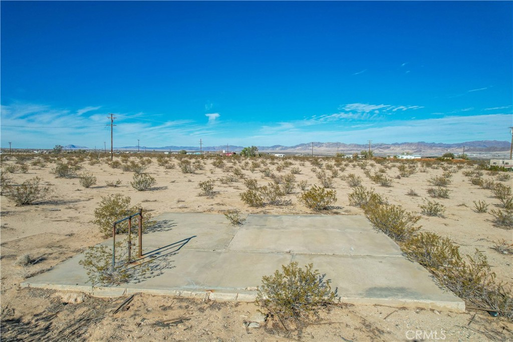 71015 Two Mile Road Property Photo 8