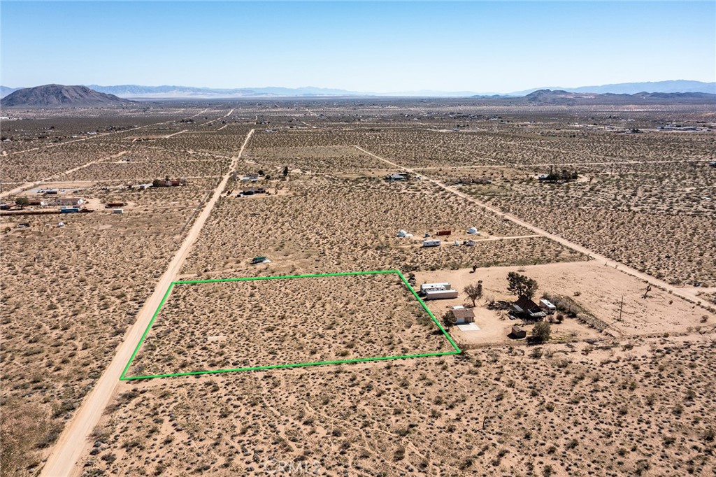 55875 Desideria Drive Property Photo 11