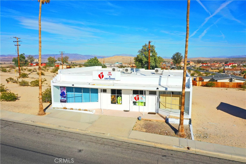 5823 Adobe Road Property Photo 1