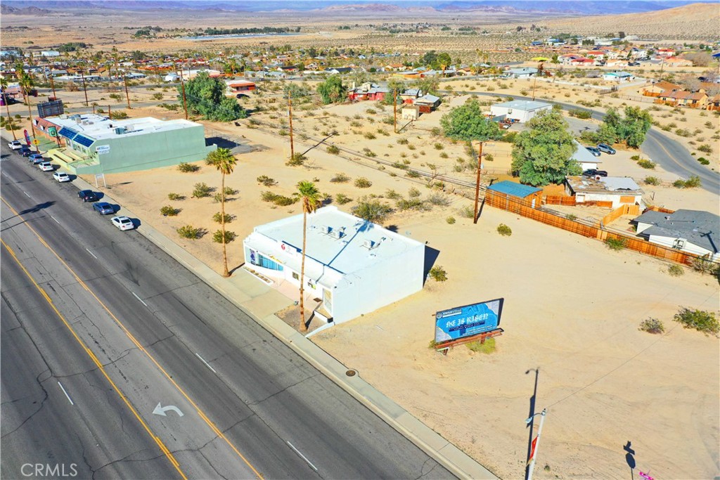 5823 Adobe Road Property Photo 4