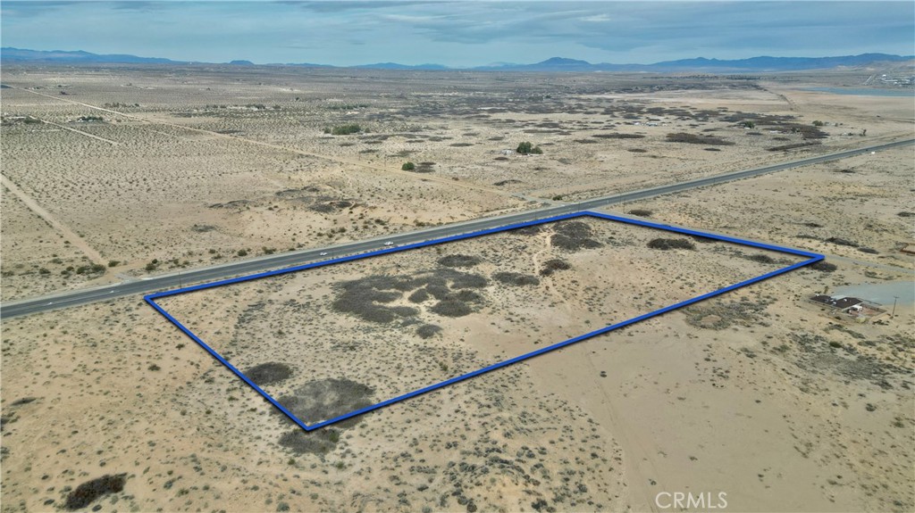 204 Adobe Road Property Photo 13