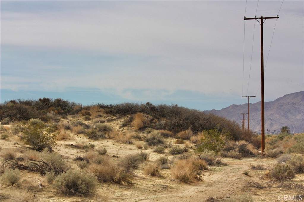 204 Adobe Road Property Photo 18