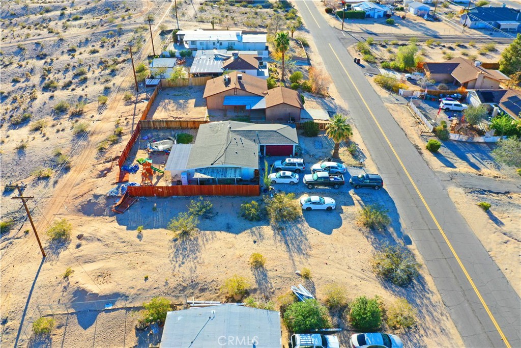 72347 El Paseo Drive Property Photo 13