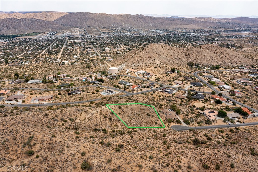 55700 Golden Bee Drive Property Photo 11