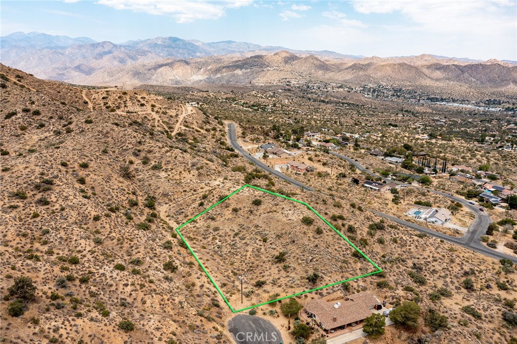 55700 Golden Bee Drive Property Photo 13