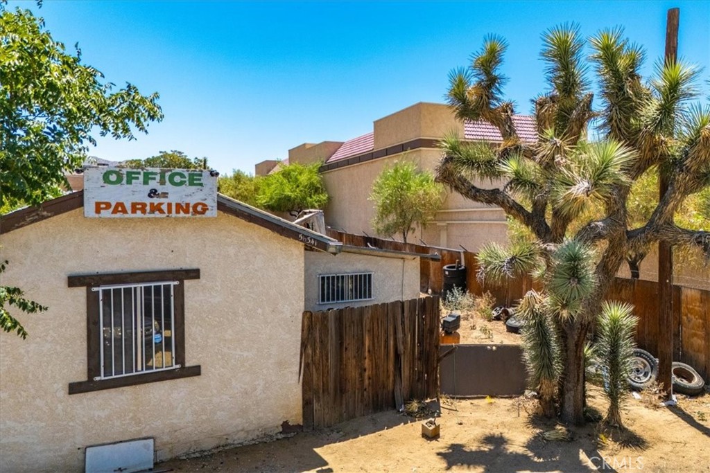 56341 29 Palms Property Photo 8