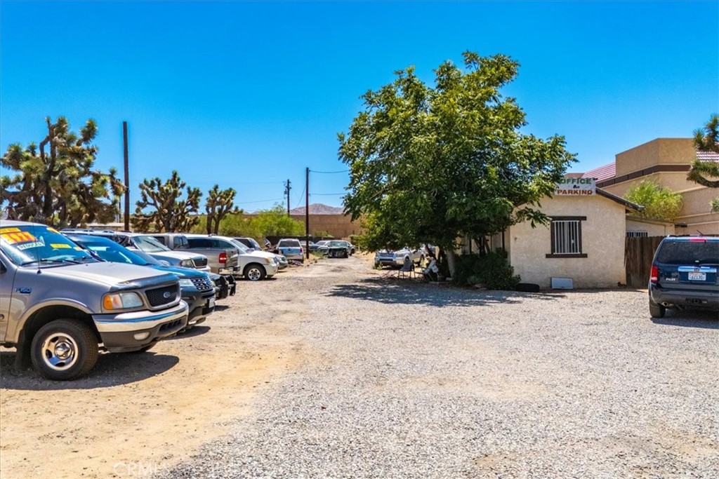 56341 29 Palms Property Photo 16