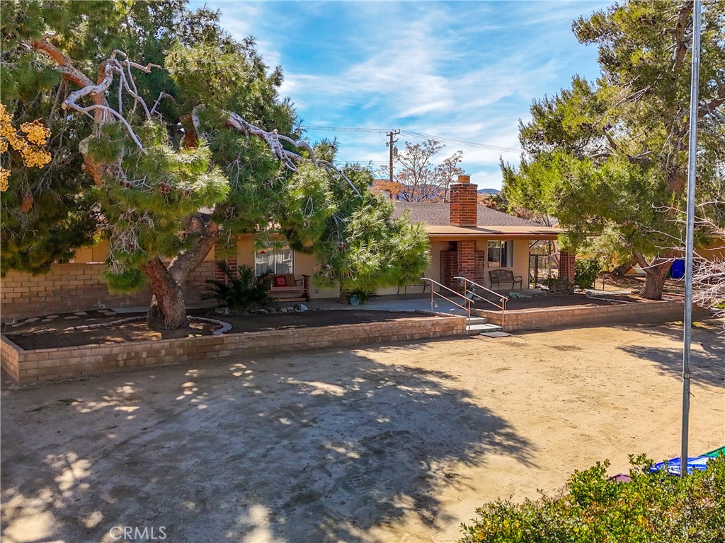 57885 El Dorado Drive Property Photo 3