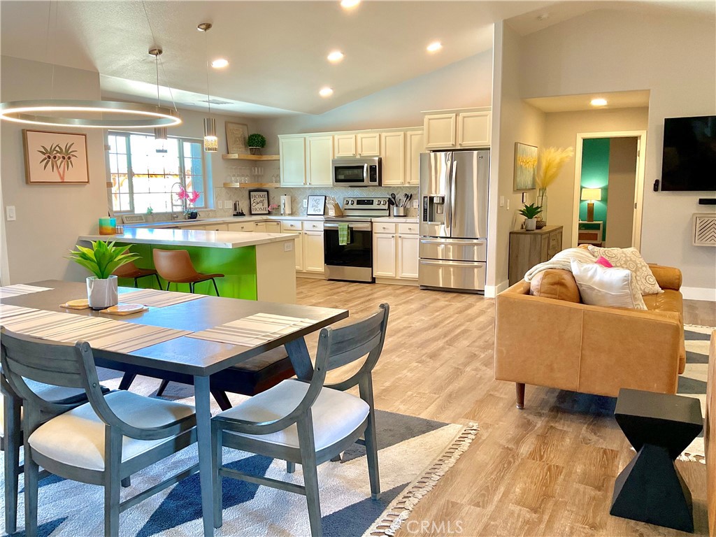 4694 Saddlehorn Road Property Photo 10
