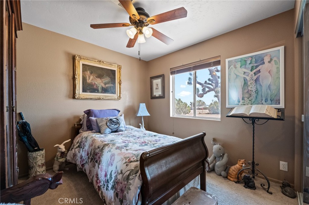 56810 Chipmunk Trail Property Photo 14