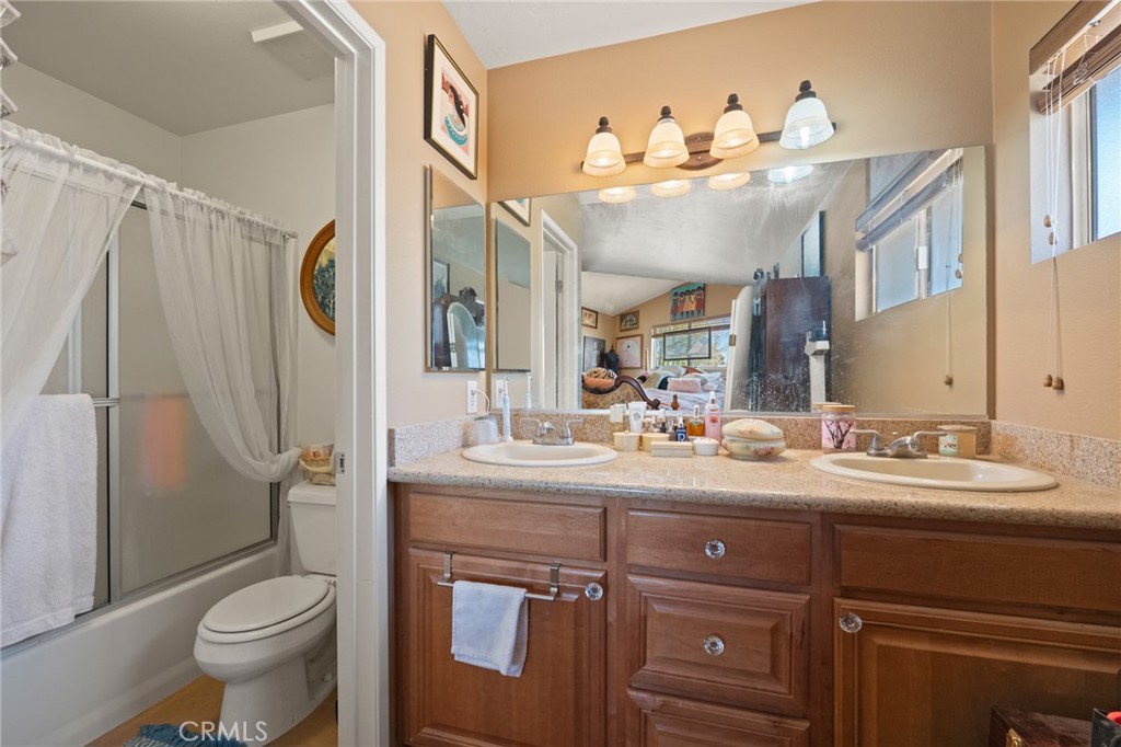 56810 Chipmunk Trail Property Photo 15