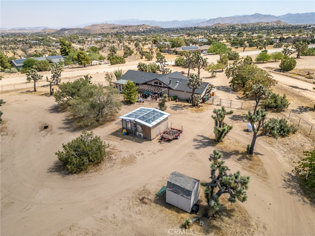 56810 Chipmunk Trail Property Photo 27