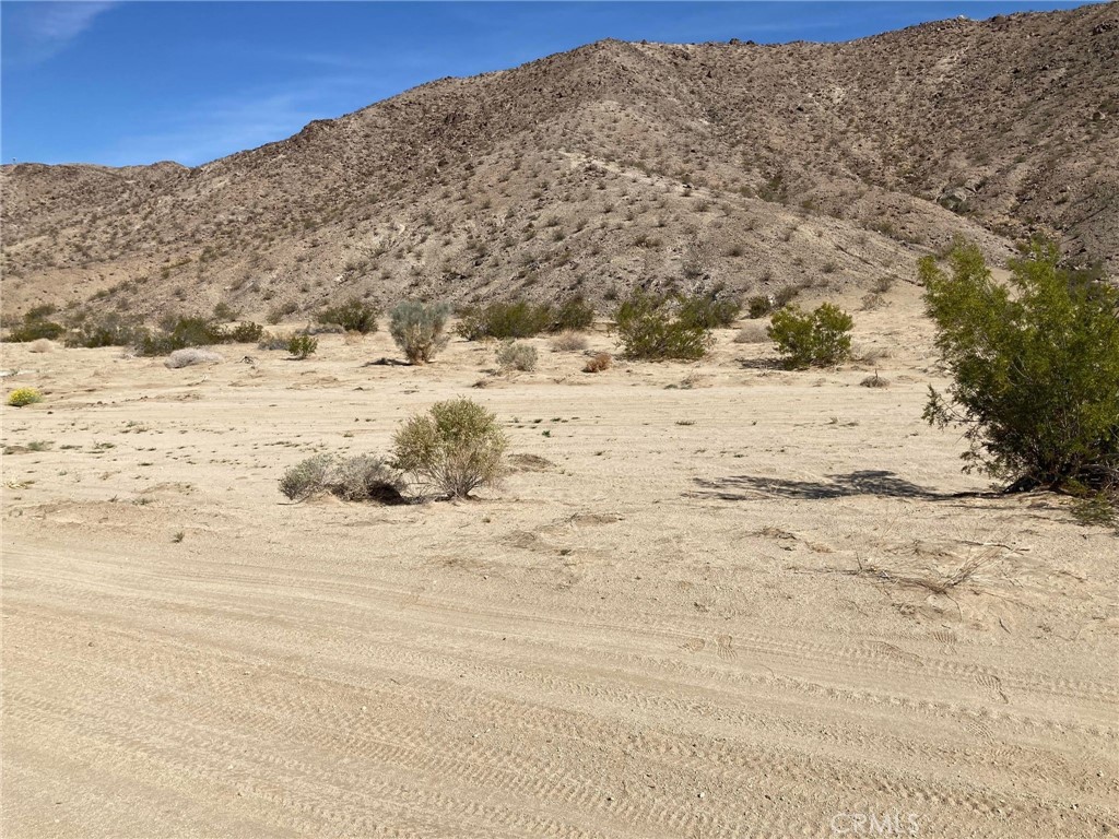 1 Sunnyslope Drive Property Photo 9