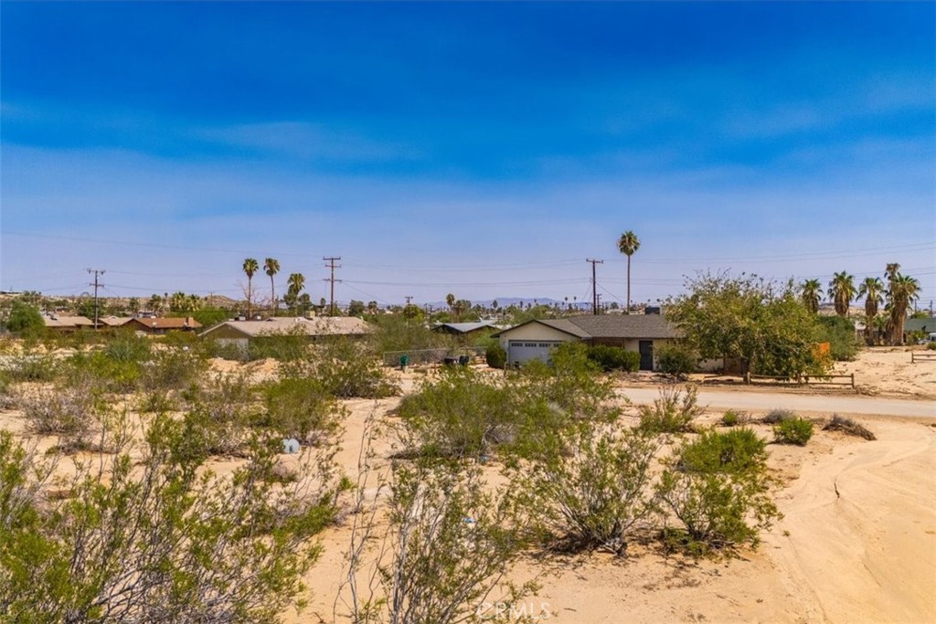6248 Baileya Avenue Property Photo 9