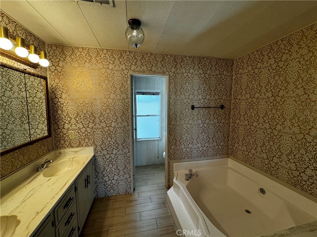 7501 Palm Avenue 98 Property Photo 11