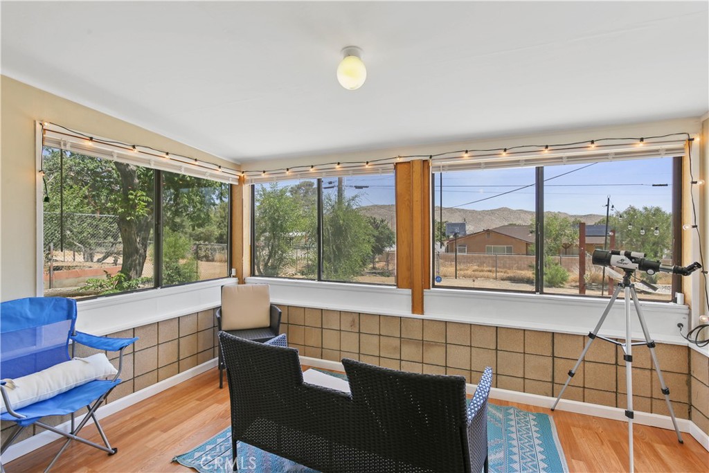 56146 Navajo Trail Property Photo 4