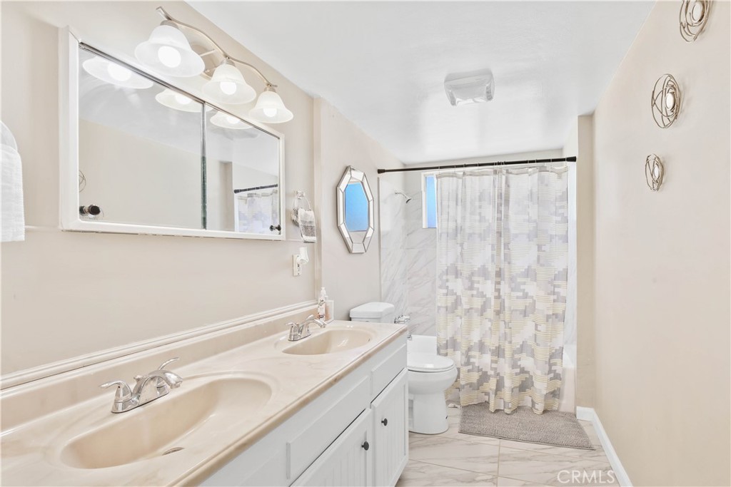 56146 Navajo Trail Property Photo 10