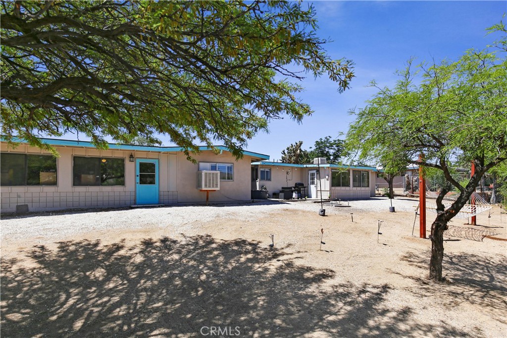 56146 Navajo Trail Property Photo 17