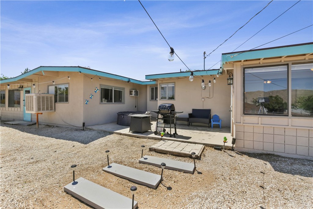 56146 Navajo Trail Property Photo 18