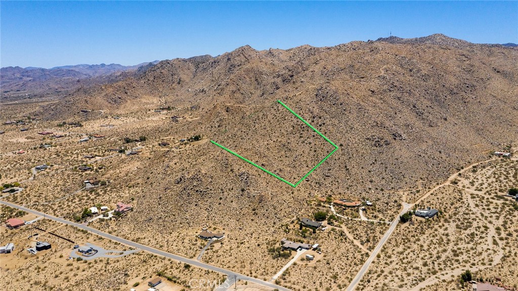 60300 Mountain Trail Property Photo 15