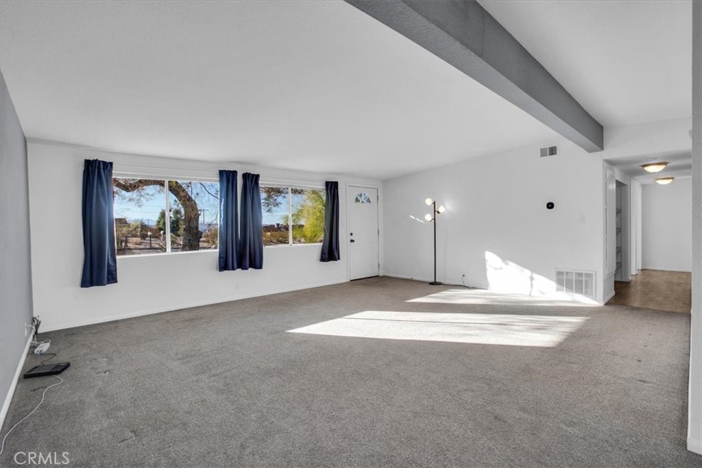 7491 Sahara Avenue Property Photo 7