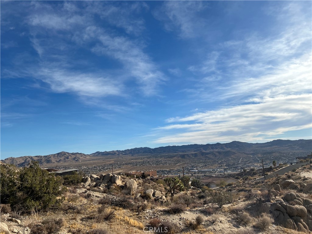 57378 Bandera Road Property Photo 2