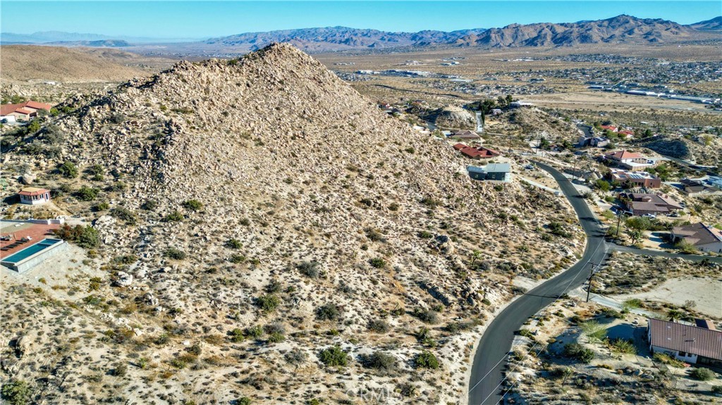 57378 Bandera Road Property Photo 10