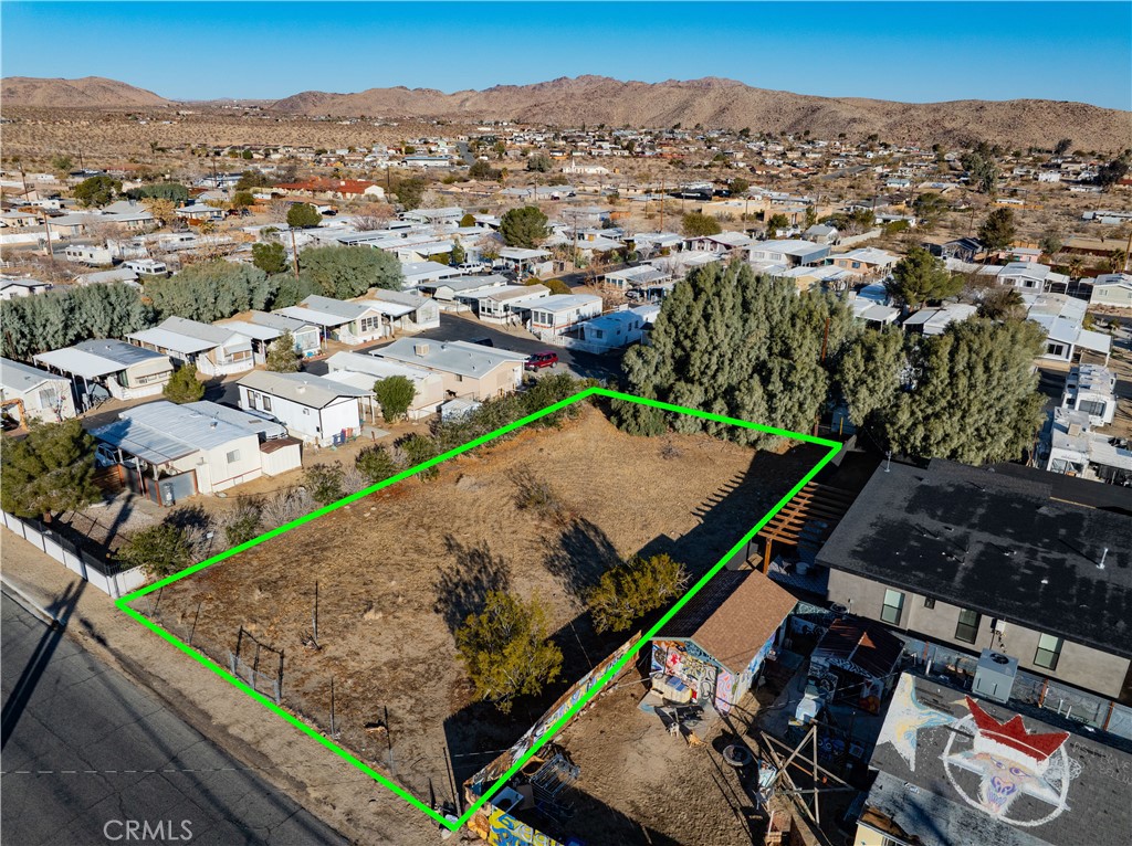61984 Commercial Street Property Photo 5