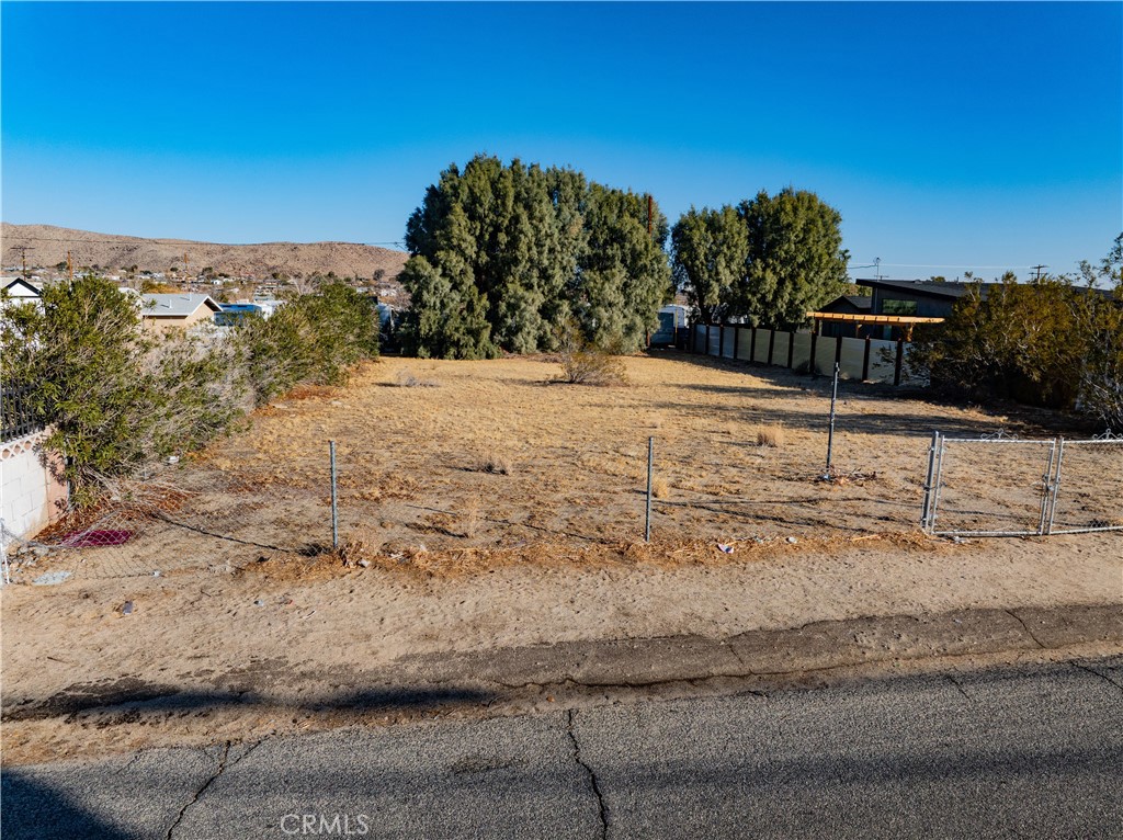 61984 Commercial Street Property Photo 22