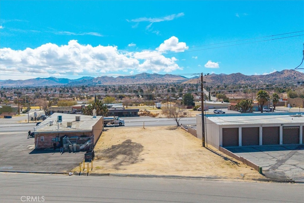 55945 Yucca Trail Property Photo 1