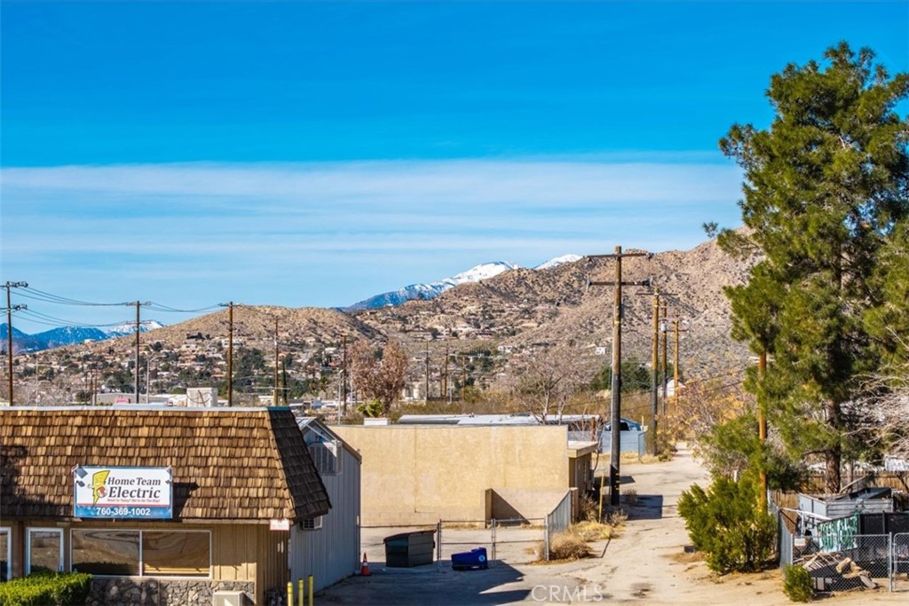 55940 Cherokee Trail Property Photo 18