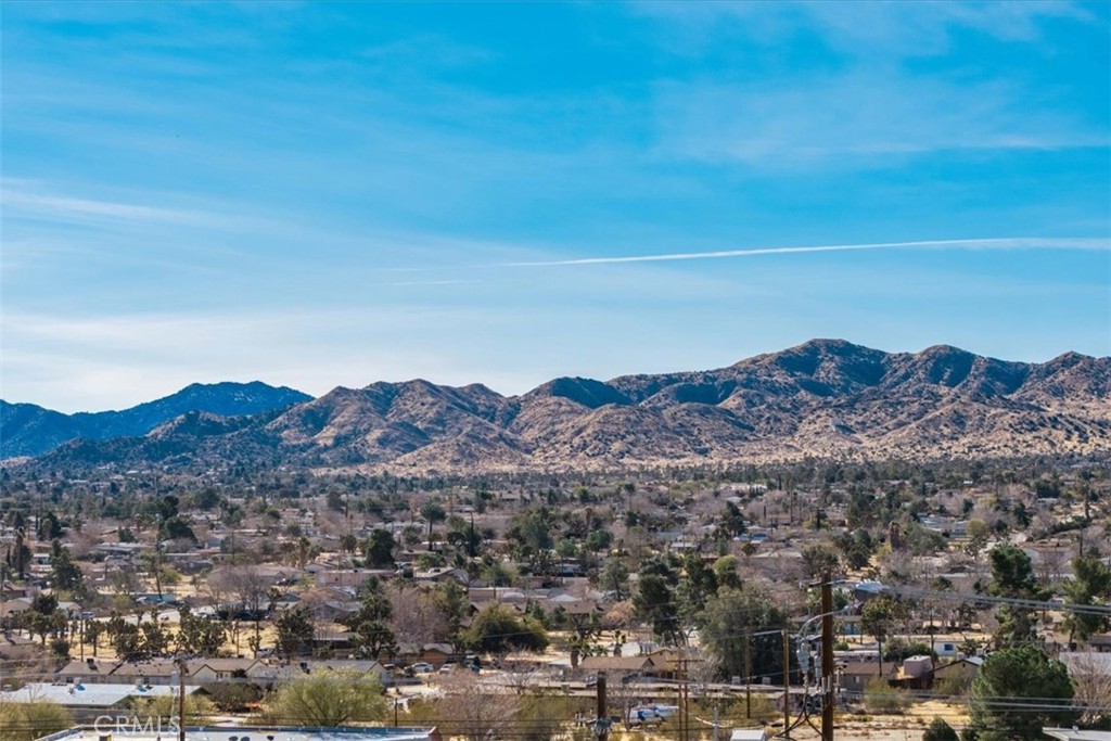 55940 Cherokee Trail Property Photo 21
