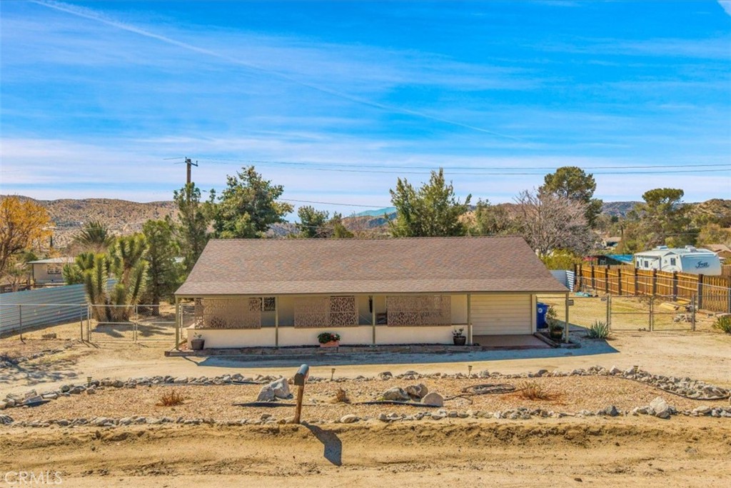49165 Vista Drive Property Photo