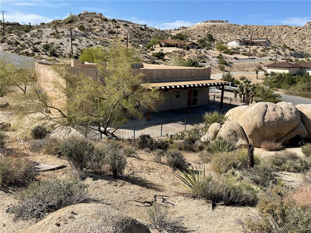 6231 Mirlo Road Property Photo