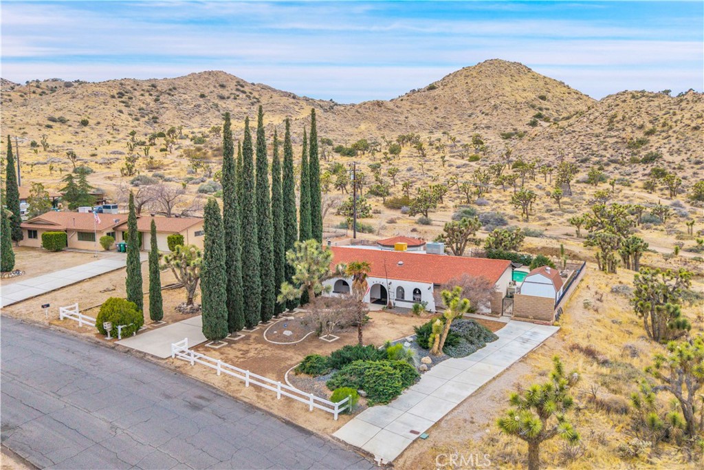8726 Amador Avenue Property Photo