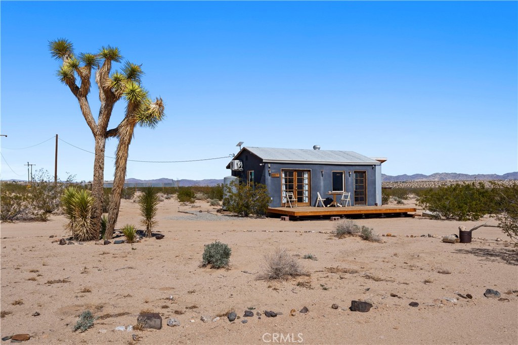 66750 Pole Line Road Property Photo