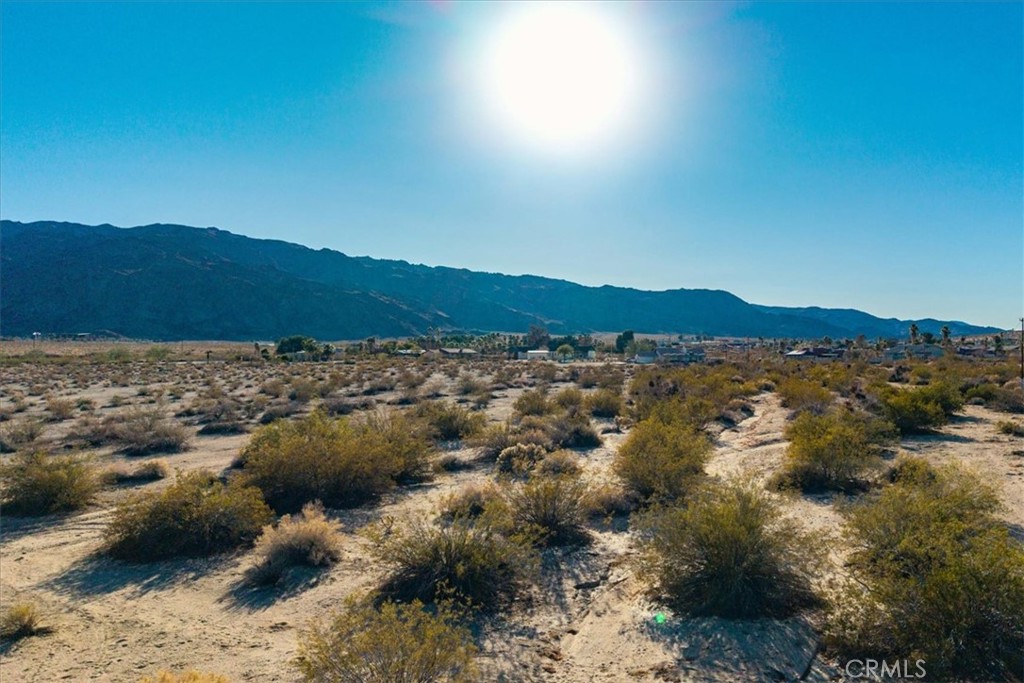 2 Maricopa Drive Property Photo 4